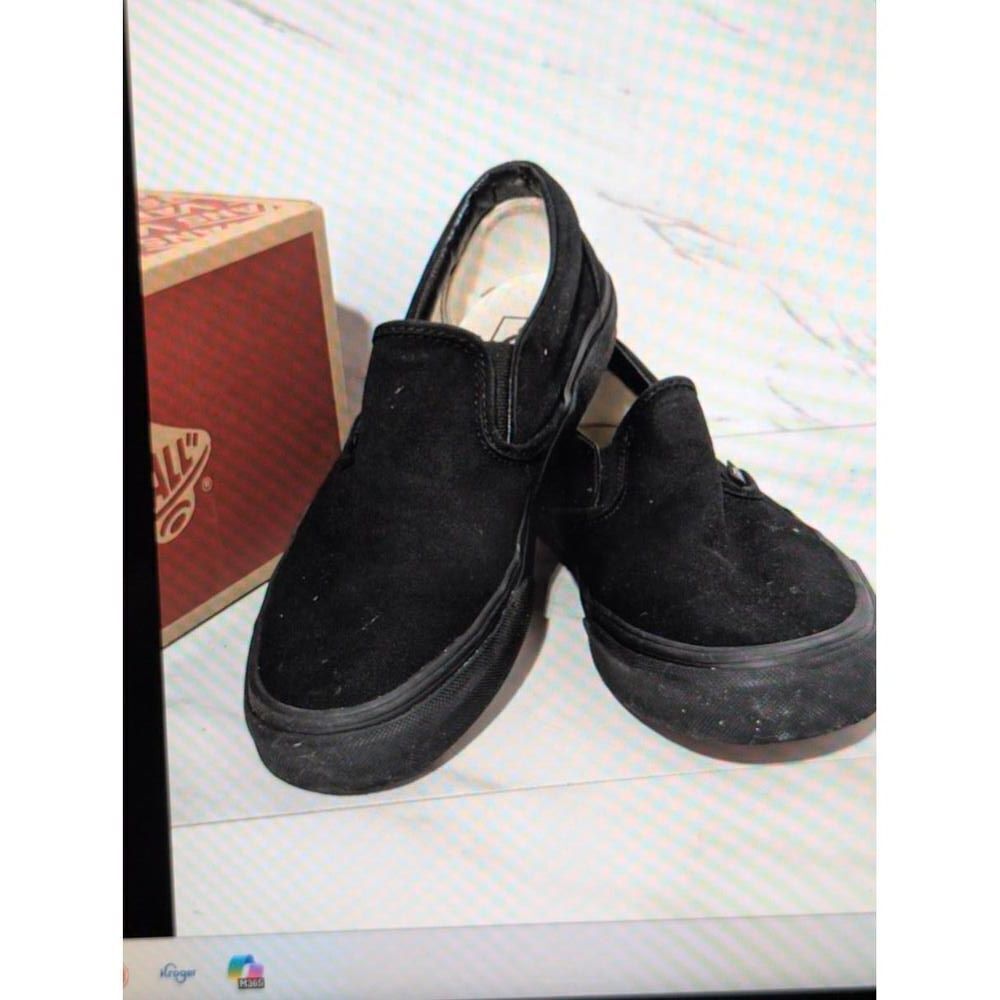 Vans Classic Slip-On - Black/Black - Size 7.5 US
